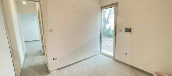 Apartamento de 2 dormitorios en Mattinata, Italy No. 23797 24