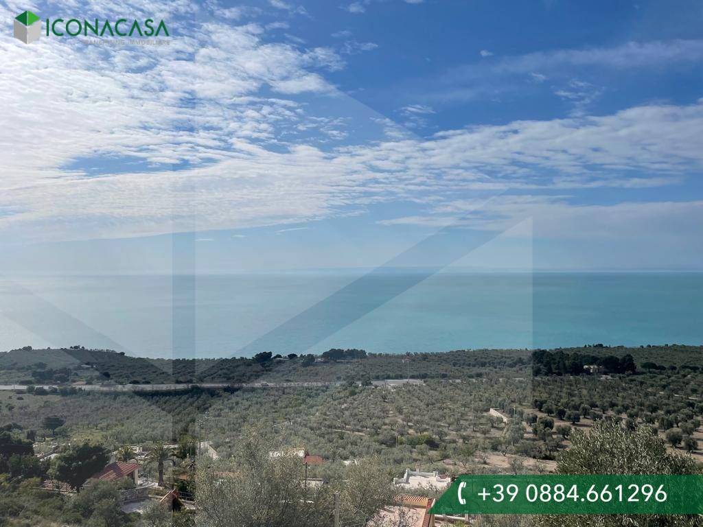 Apartamento de 2 dormitorios en Mattinata, Italy No. 23797