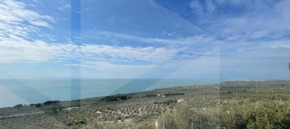 Apartamento de 2 dormitorios en Mattinata, Italy No. 23797 2