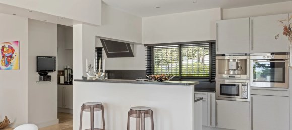 5 Schlafzimmer Villa in Mougins, France, Nr. 782 10