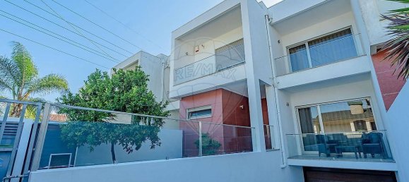 3 Schlafzimmer Haus in Sanguedo, Portugal, Nr. 314850 4