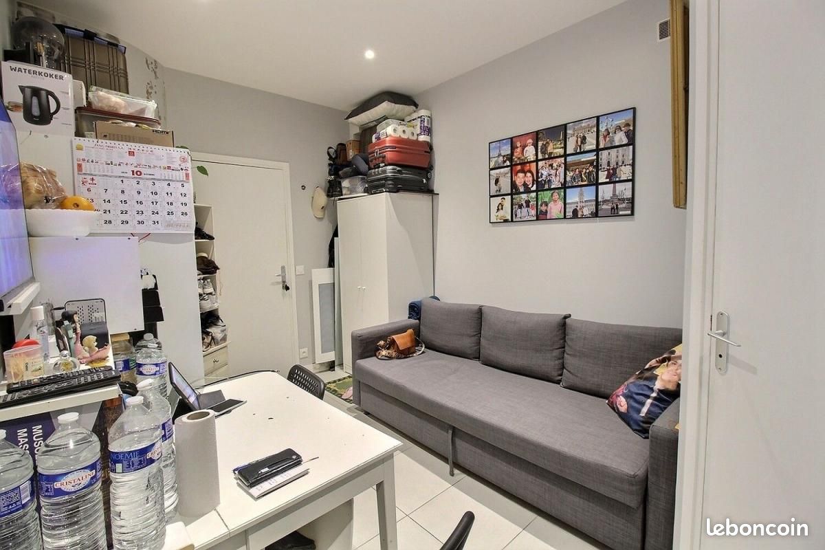 Studio in Paris, France No. 179801