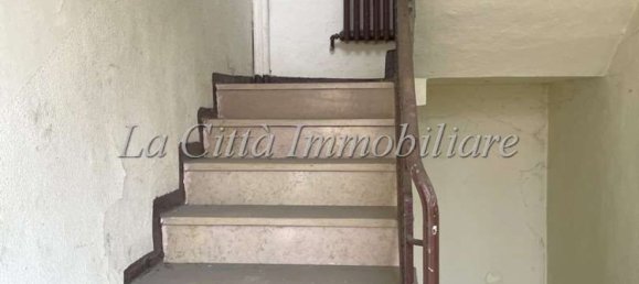 6 rooms House in Galliate, Italy No. 73033 12