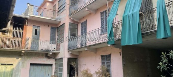 6 rooms House in Galliate, Italy No. 73033 3