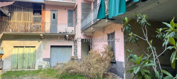 6 rooms House in Galliate, Italy No. 73033 5