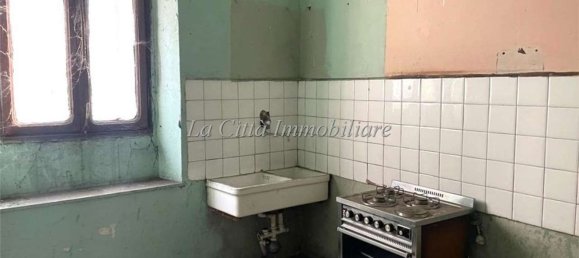 6 rooms House in Galliate, Italy No. 73033 11