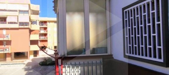 4 rooms Apartment in Bari, Italy No. 23749 20