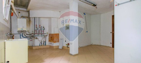 Villa de 4 divisões em Gorla Minore, Italy N.º 263491 26