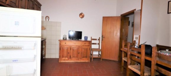 Casa de 4 divisões em Montevarchi, Italy N.º 235598 5