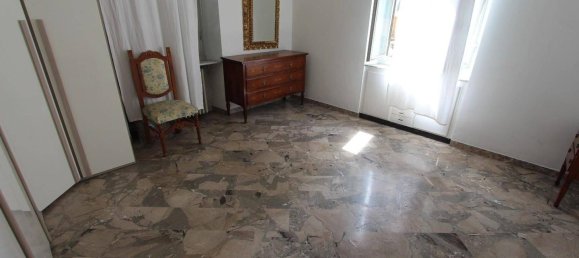 3 غرف نوم شقة في La Spezia, Italy رقم 123994 21