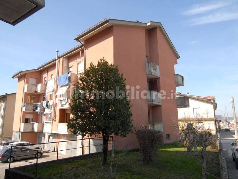 3 bedrooms Apartment in Dogliani, Italy No. 71792