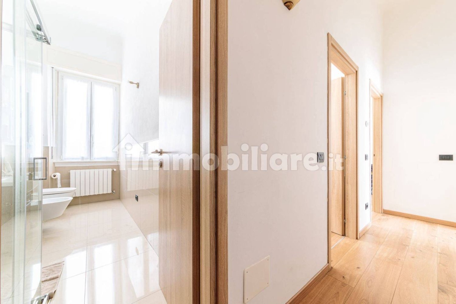 Квартира с 1 спальней в Варесе, Италия № 266965