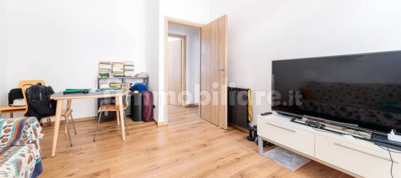 Квартира с 1 спальней в Варесе, Италия № 266965 9