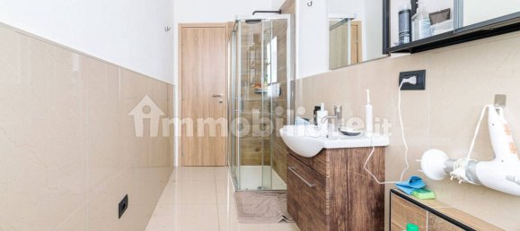 Квартира с 1 спальней в Варесе, Италия № 266965 4