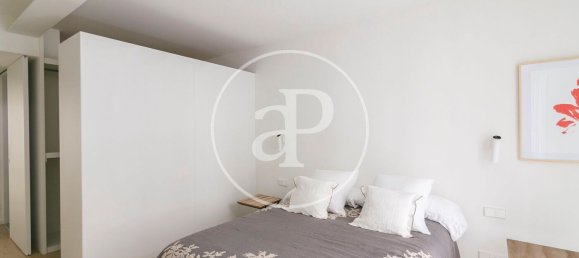 2 bedrooms Apartment in Ciutat Vella, Spain No. 85943 9