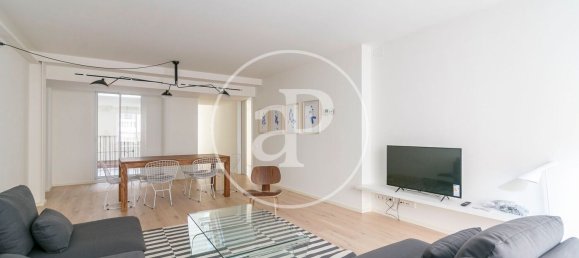 2 bedrooms Apartment in Ciutat Vella, Spain No. 85943 4