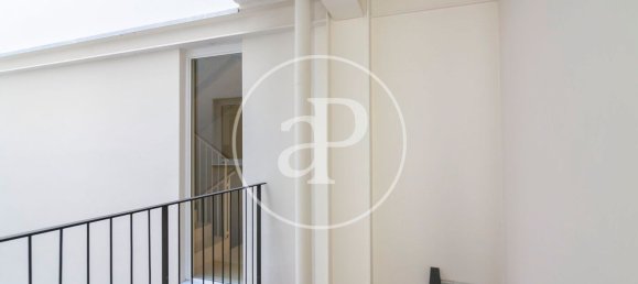 2 bedrooms Apartment in Ciutat Vella, Spain No. 85943 16