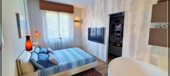 3 rooms Apartment in Cinisello Balsamo, Italy No. 41343 21