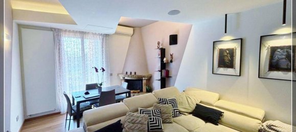 3 rooms Apartment in Cinisello Balsamo, Italy No. 41343 2