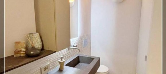 3 rooms Apartment in Cinisello Balsamo, Italy No. 41343 17