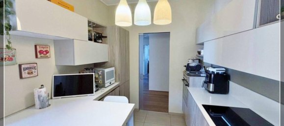 3 rooms Apartment in Cinisello Balsamo, Italy No. 41343 8