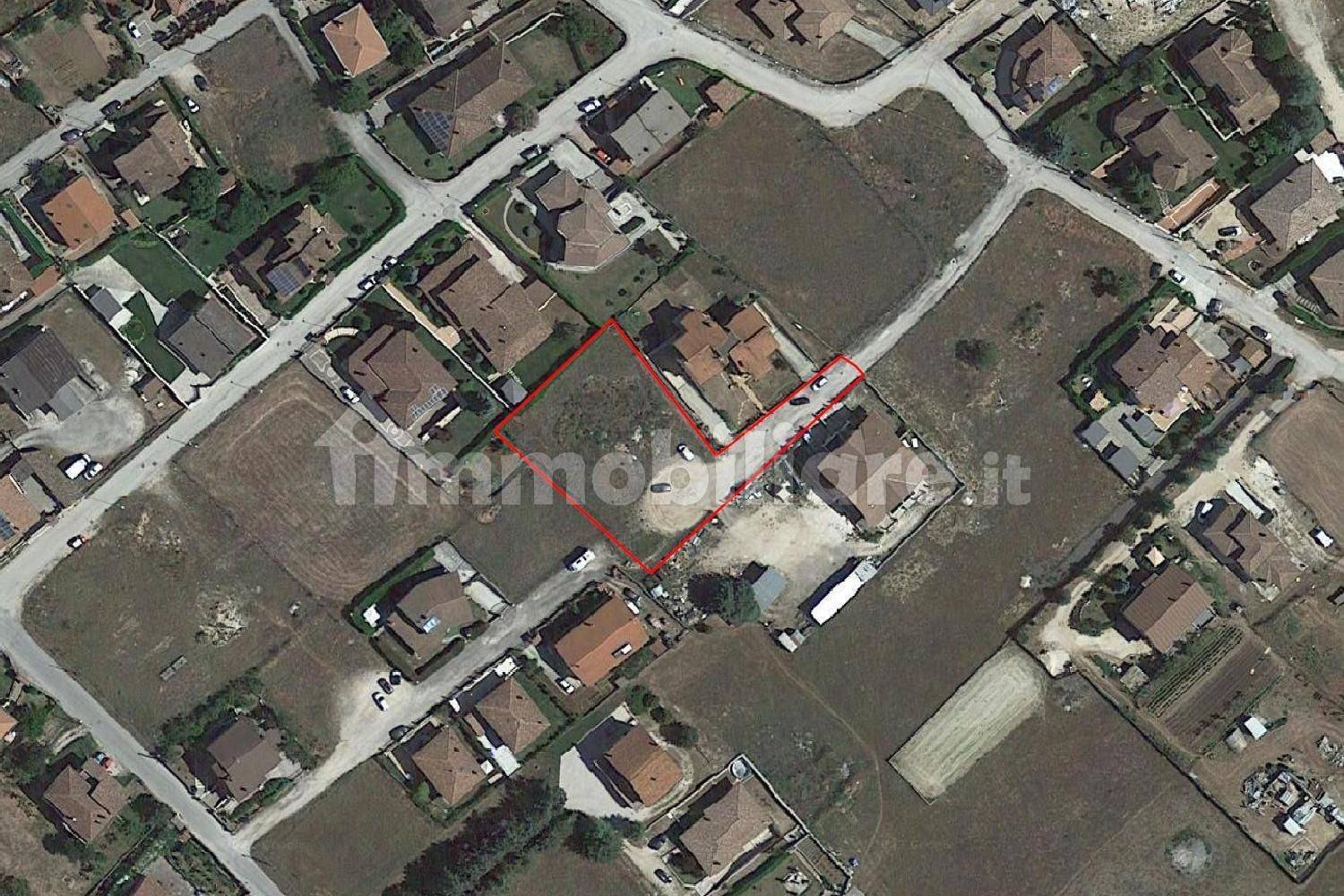 1512m² Land in Magliano de' Marsi, Italy No. 343558