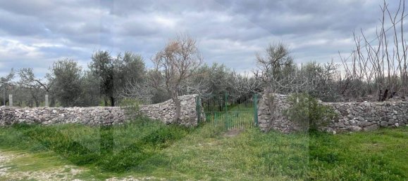 Квартира с 5 комнатами в Сан Джованни Ротондо, Италия № 23410 4