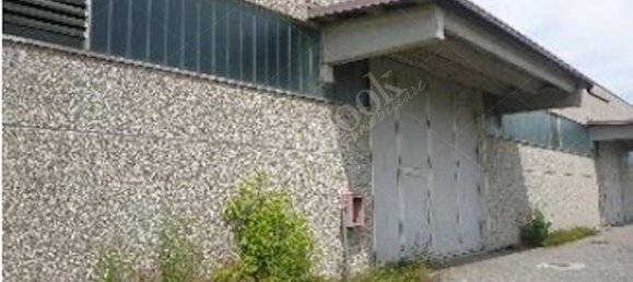 Entrepôt à Sant'Angelo Lodigiano, Italy 475m² No. 364598 5