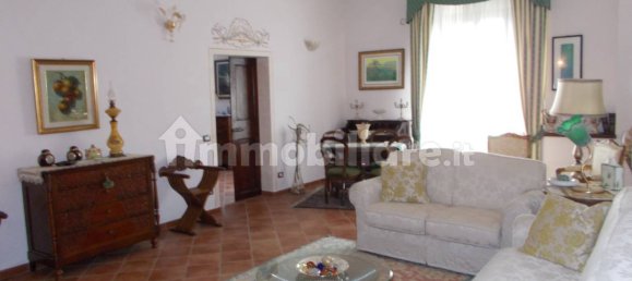 Дом с 7 спальнями в Феррара, Италия № 76845 8