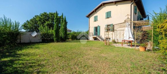 2 bedrooms Apartment in Reggio Emilia, Italy No. 272689 4