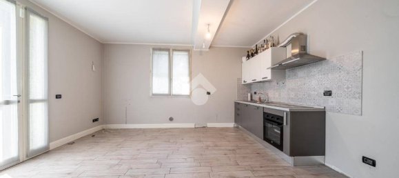 2 bedrooms Apartment in Reggio Emilia, Italy No. 272689 7