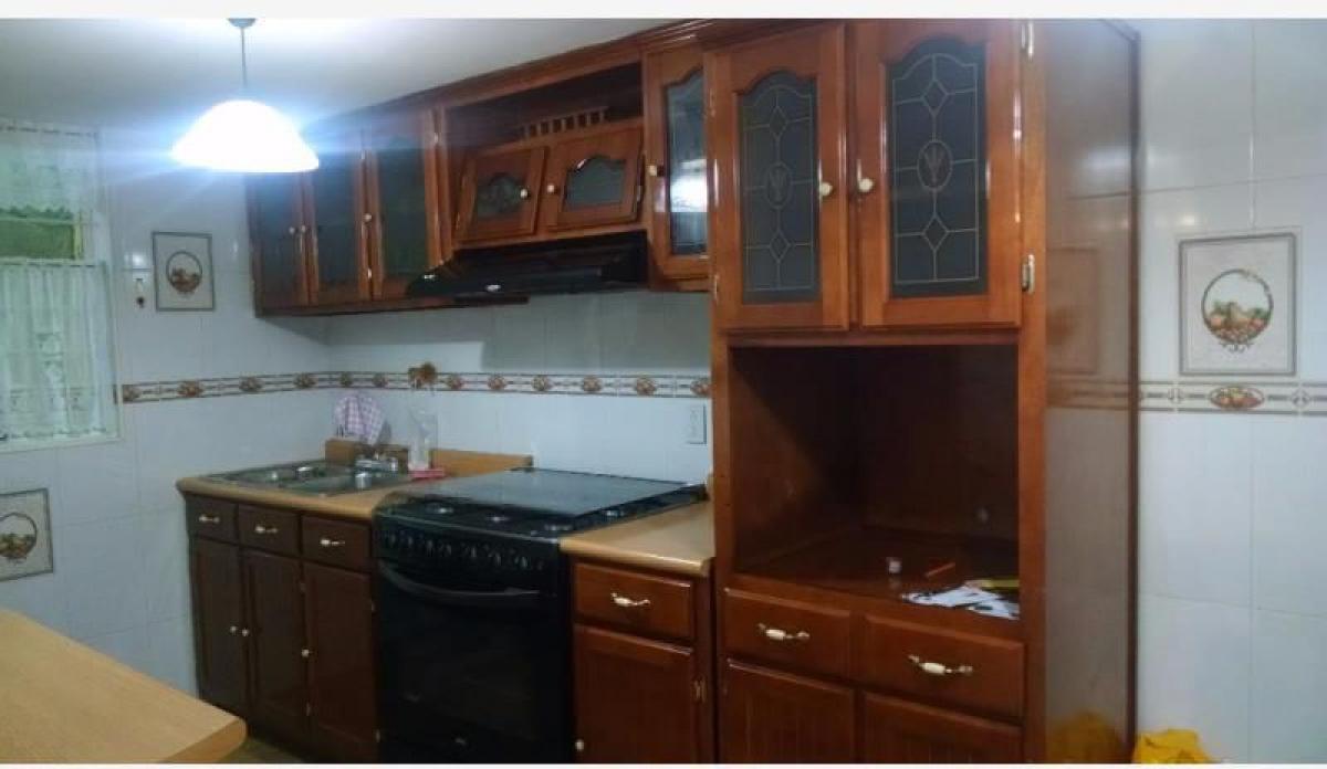 Дом с 4 спальнями в Сьюдад Лопес Матеос, Мексика № 207361