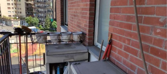 4 rooms Apartment in Cinisello Balsamo, Italy No. 287718 8