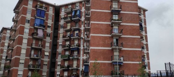 4 rooms Apartment in Cinisello Balsamo, Italy No. 287718 3