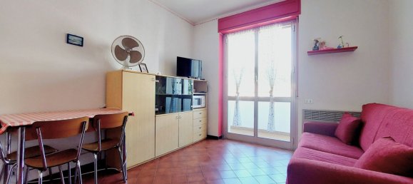 Studio in San Bartolomeo al Mare, Italy No. 294305 9