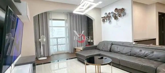 3 bedrooms Apartment in District 7, Vietnam No. 19796 3