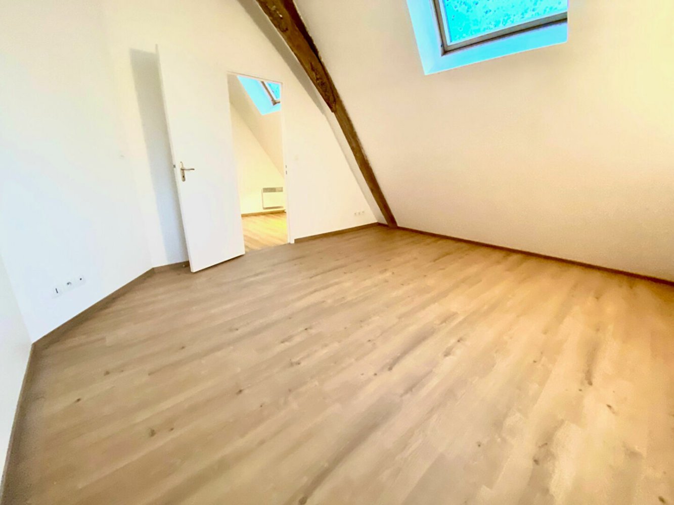 2 Schlafzimmer Doppelhaus in Camphin-en-Pevele, France, Nr. 306563