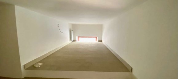 6-Zimmer Wohnung in Genoa, Italy, Nr. 139966 6