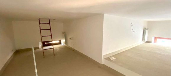 6-Zimmer Wohnung in Genoa, Italy, Nr. 139966 5
