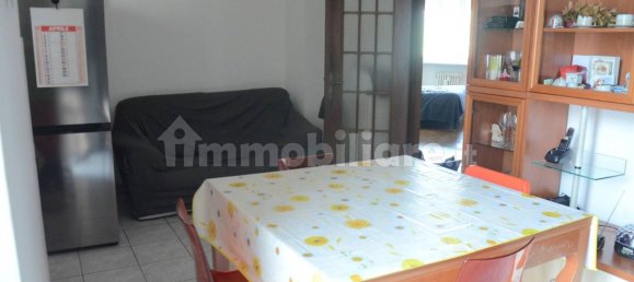 2 bedrooms Apartment in Turin, Italy No. 350597 7