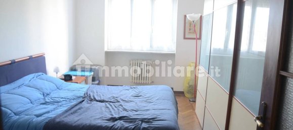 2 bedrooms Apartment in Turin, Italy No. 350597 8
