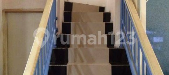 4 bedrooms House in Jakarta, Indonesia No. 1763 3