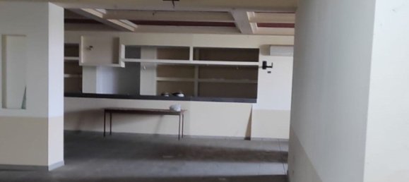 3 rooms Commercial property in Orta di Atella, Italy No. 73759 7