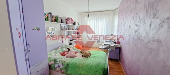 4 rooms Apartment in Venice, Italy No. 70078 20
