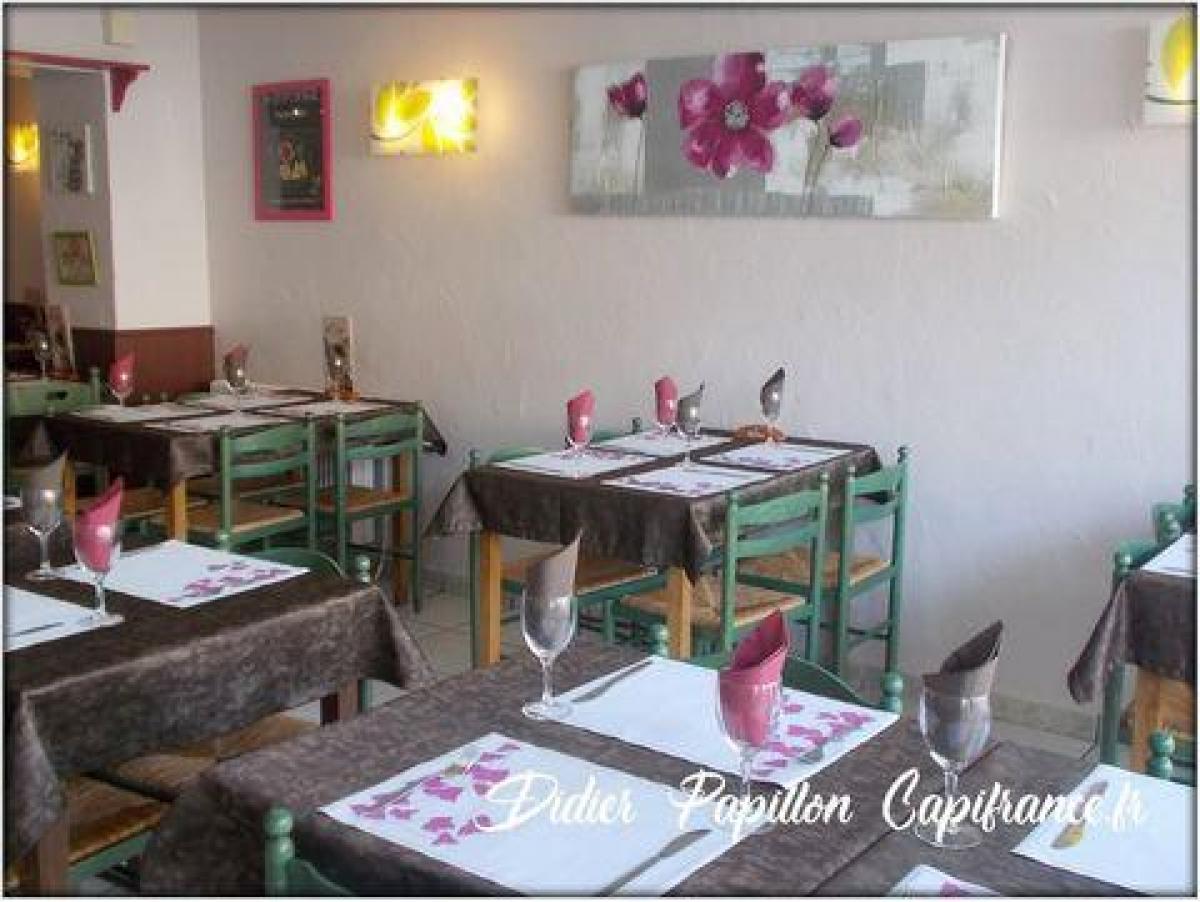 Bureau à Le Mans, France 90m² No. 20354