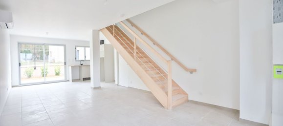 3 bedrooms House in Mere, France No. 123861 3