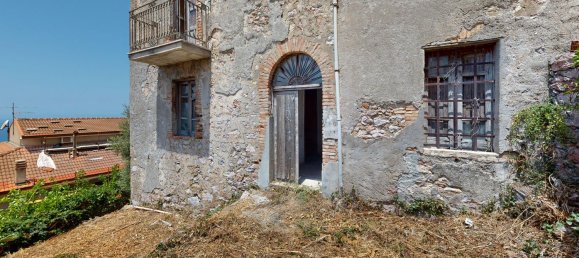 9 rooms House in San Marco d'Alunzio, Italy No. 160070 2