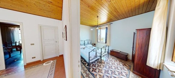 9 rooms House in San Marco d'Alunzio, Italy No. 160070 9