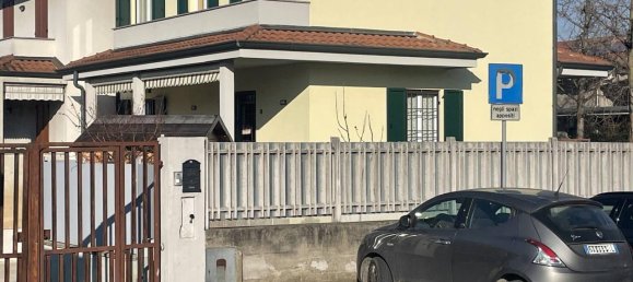 5غرفة فيلا في Grezzago, Italy رقم 14722 93