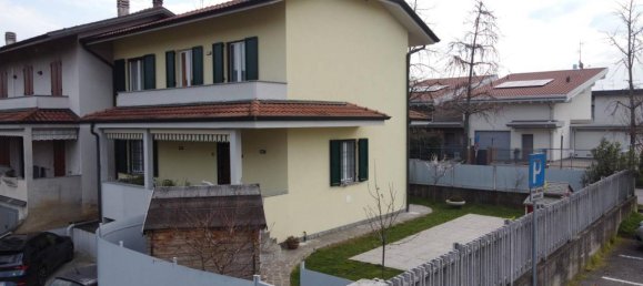 5غرفة فيلا في Grezzago, Italy رقم 14722 97